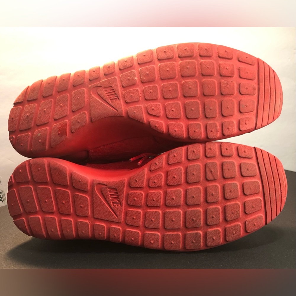 Authentic Nike Roshe One Hyperfuse ‘University Re… - image 4